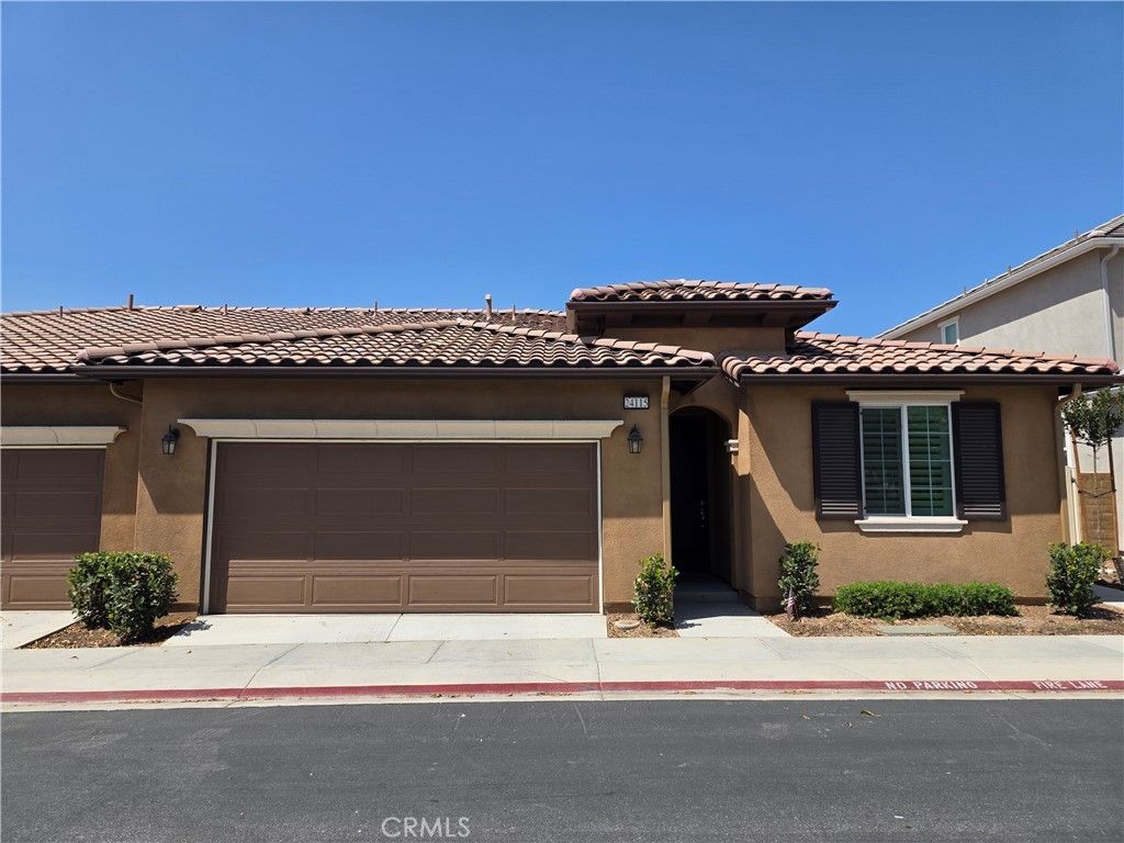 24115 Hillcrest, Corona
