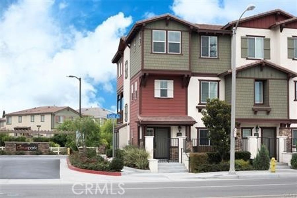 706 S Euclid, Fullerton