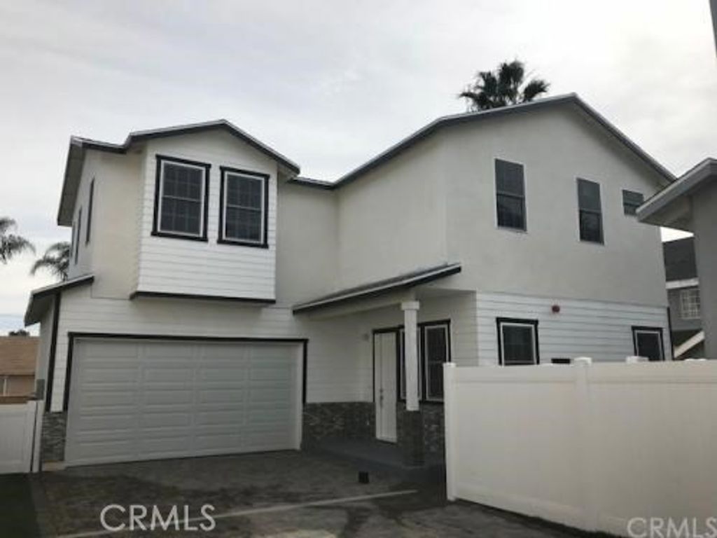 1810 Pomona Avenue, Costa Mesa