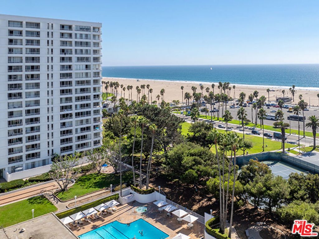 2700 Neilson Way # 1103, Santa Monica