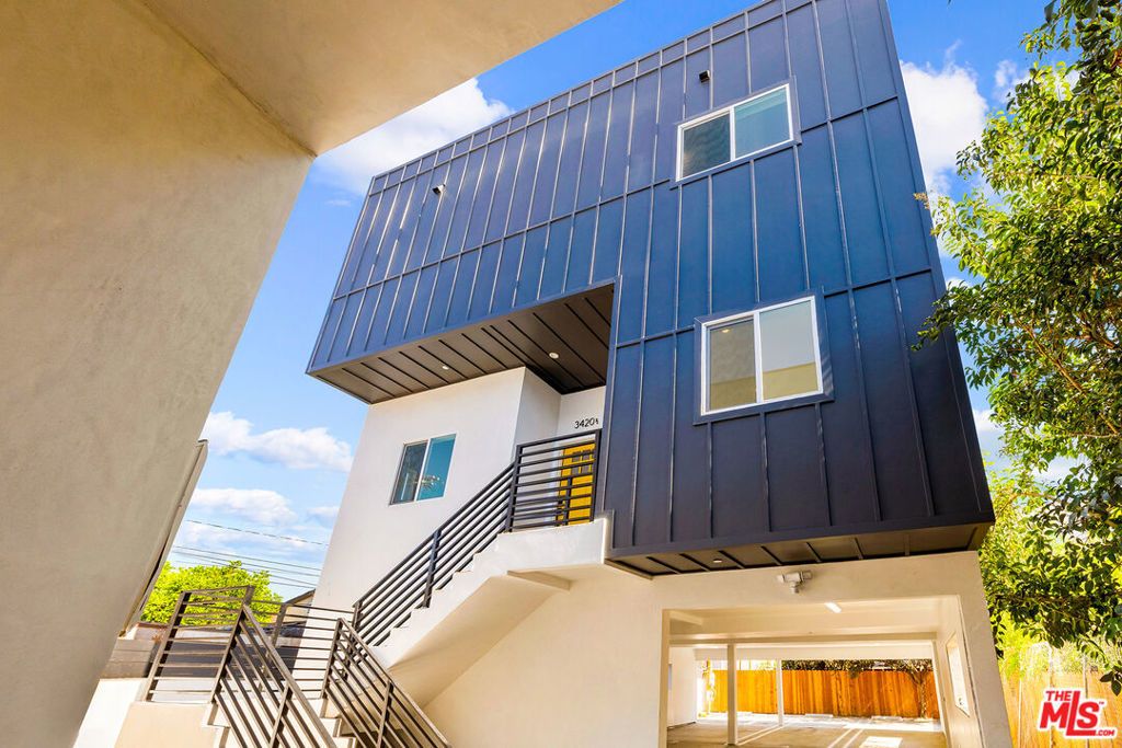 3420 12th Avenue # 1/2, Los Angeles