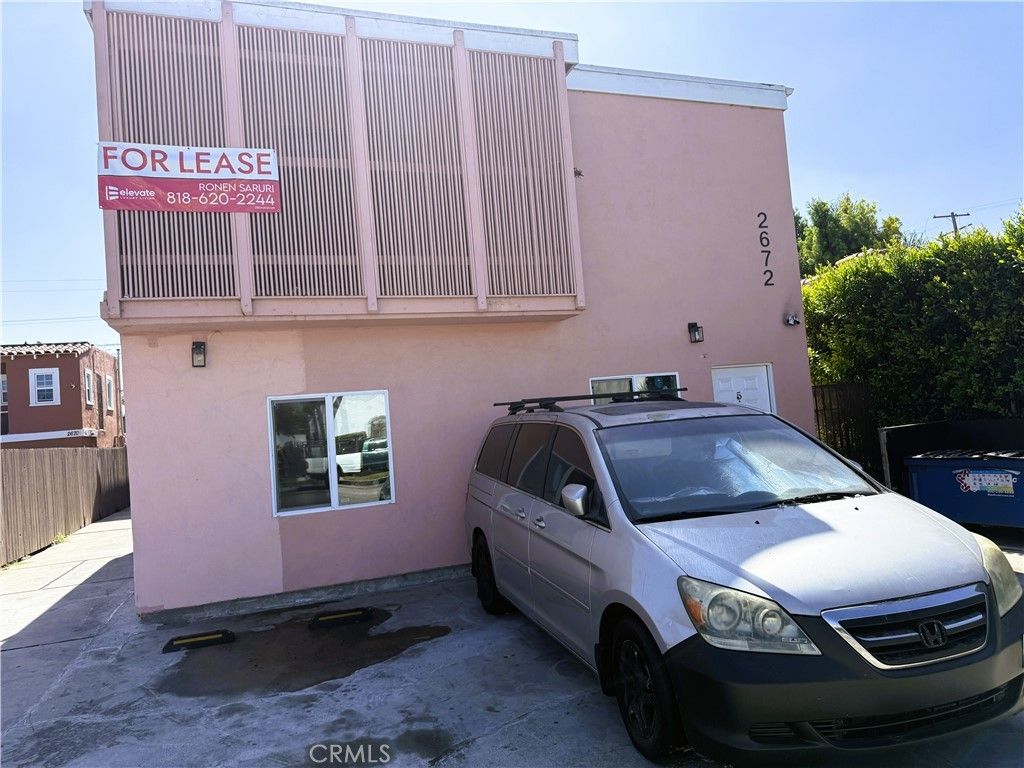 2672 S Redondo Boulevard # 3, Los Angeles