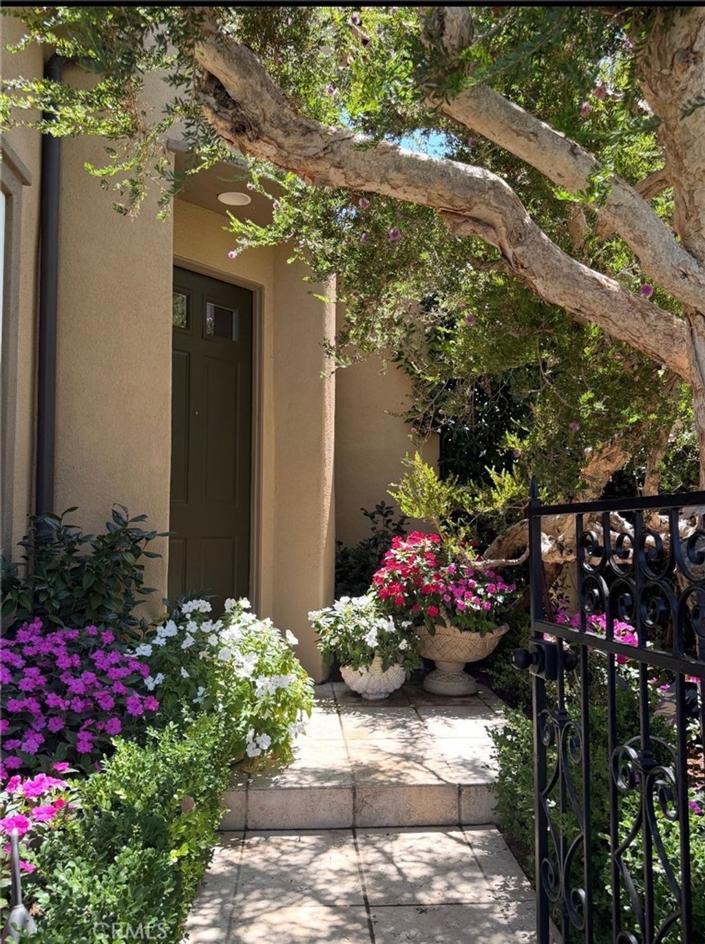 70 Passage, Irvine