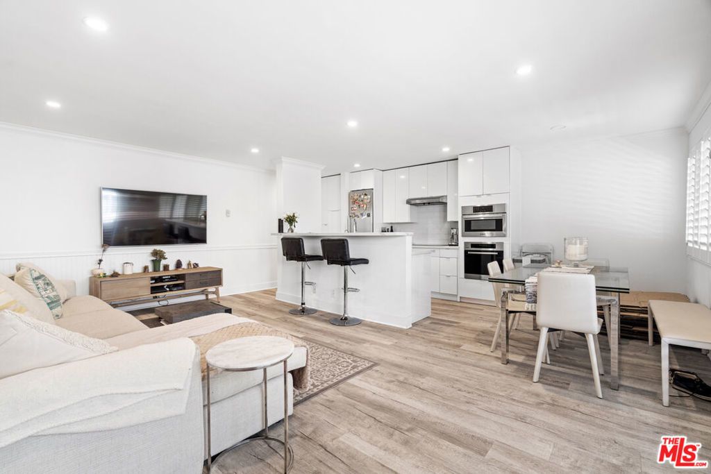 2884 Sawtelle Boulevard # 117, Los Angeles