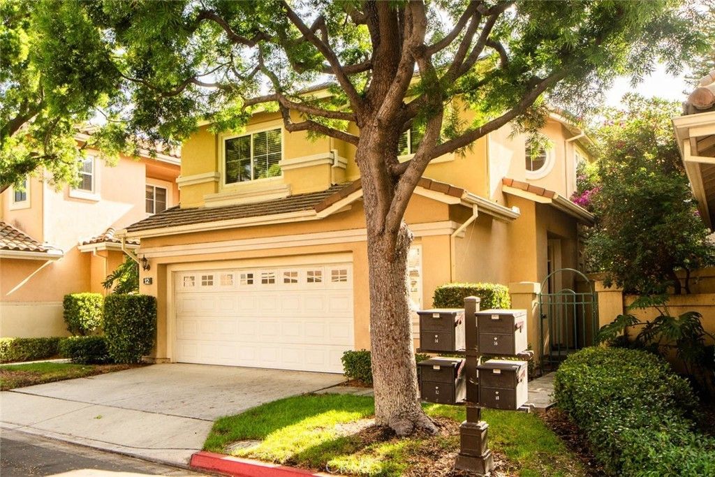 12 Santa Monica, Irvine