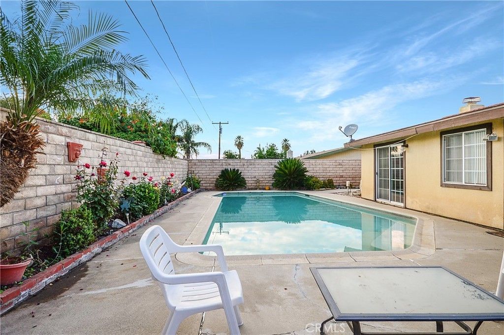22149 Tanager Street, Grand Terrace