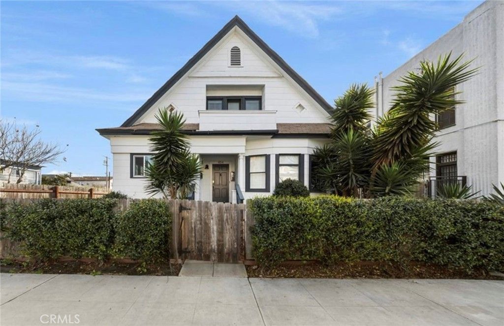 455 Linden, Long Beach