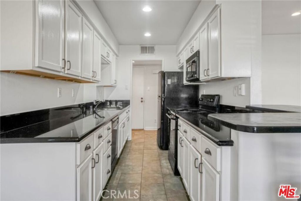 5003 Tilden Avenue # 109, Sherman Oaks