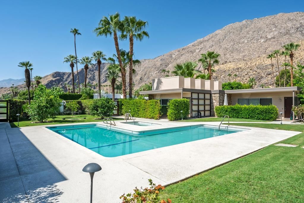 500 W Arenas Road # 4, Palm Springs