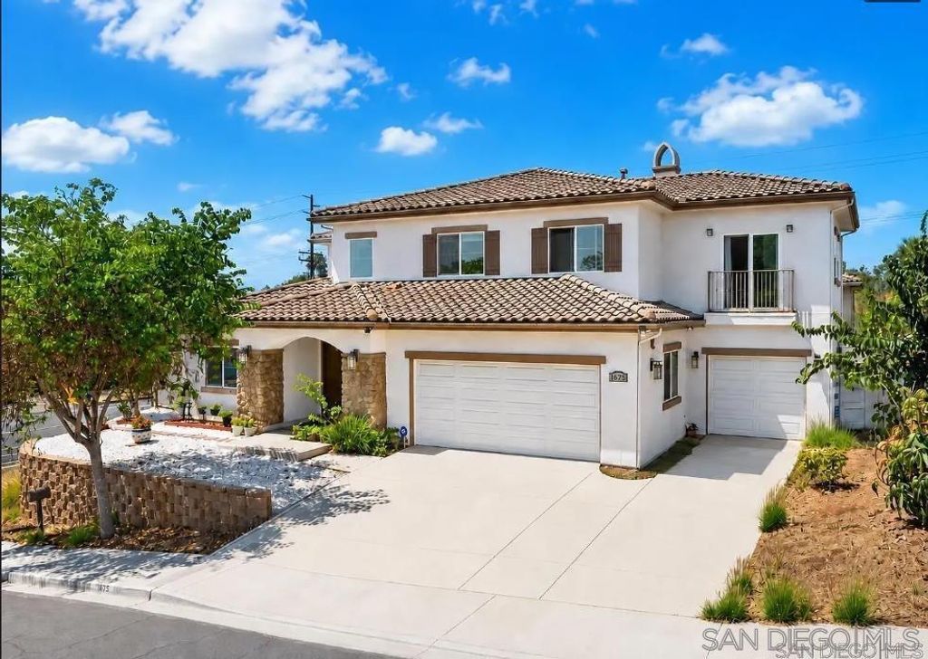 1675 Felicita Ln, Escondido