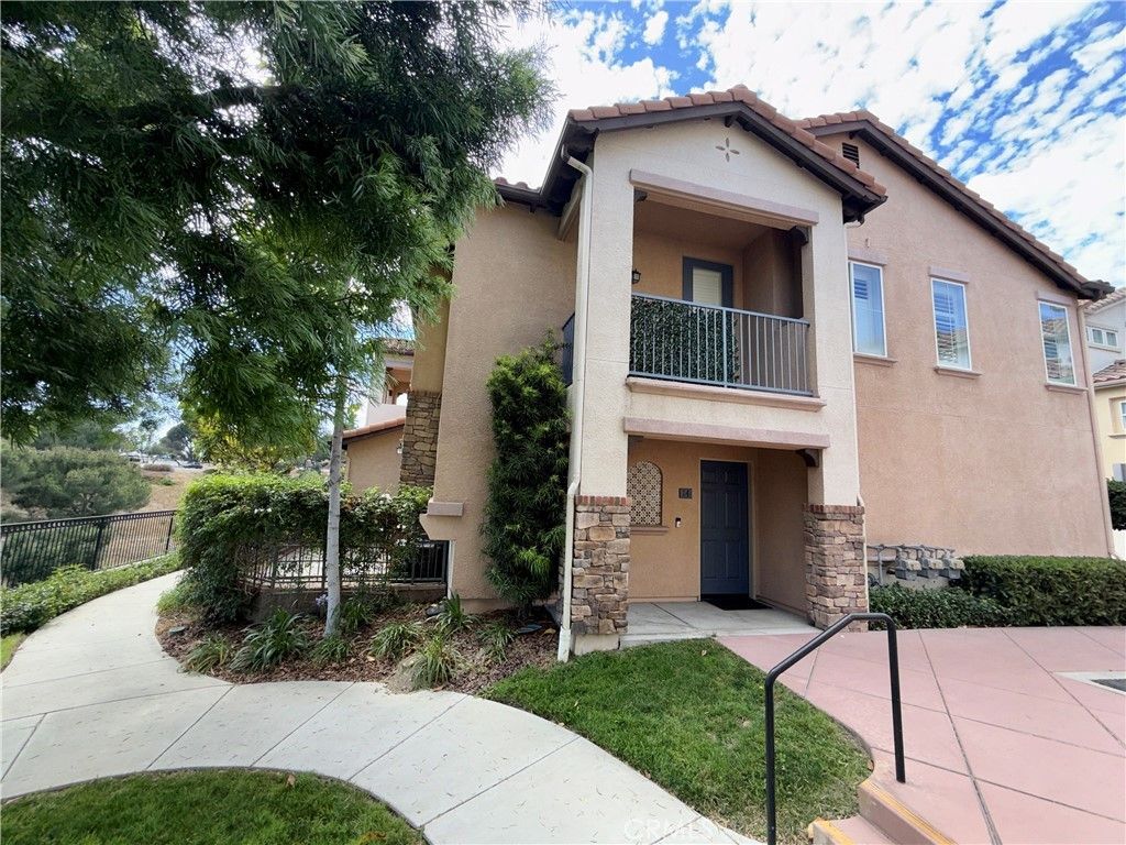 15605 Odyssey # 14, Granada Hills