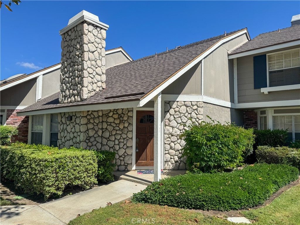 16 Prescott, Irvine