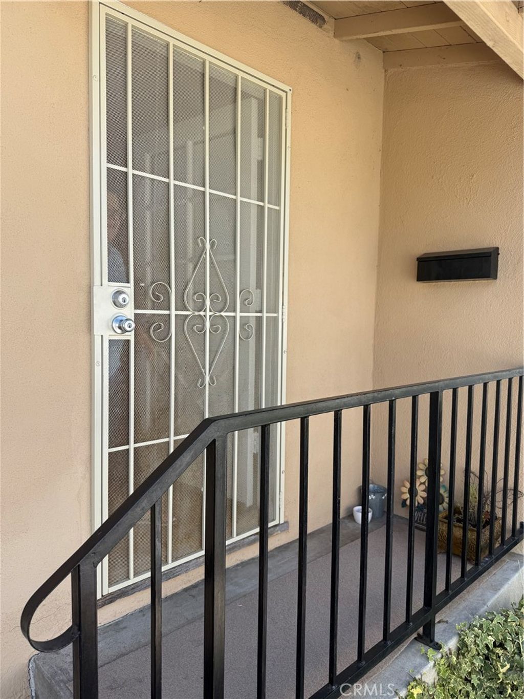 24261 Los Codona, Torrance