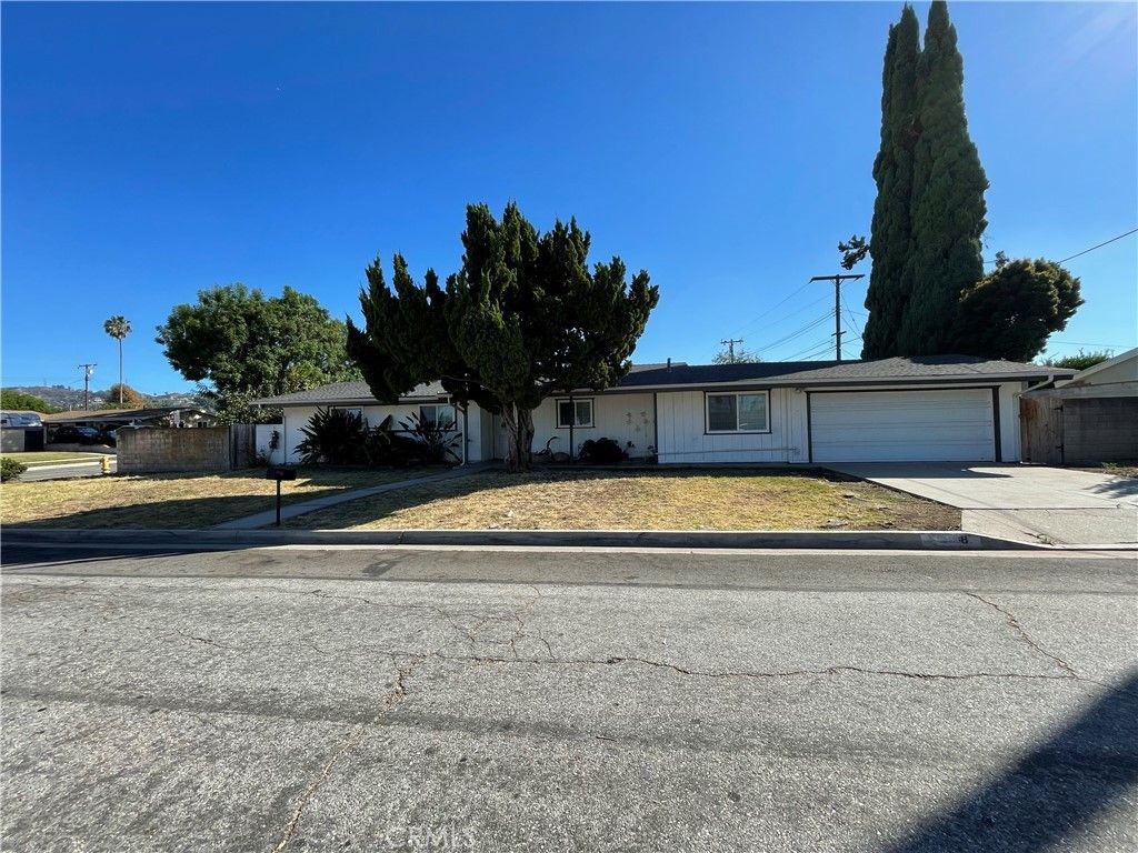 15688 Senadale, Hacienda Heights