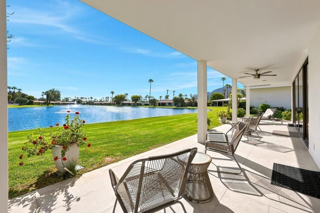78025 Lago Drive, La Quinta