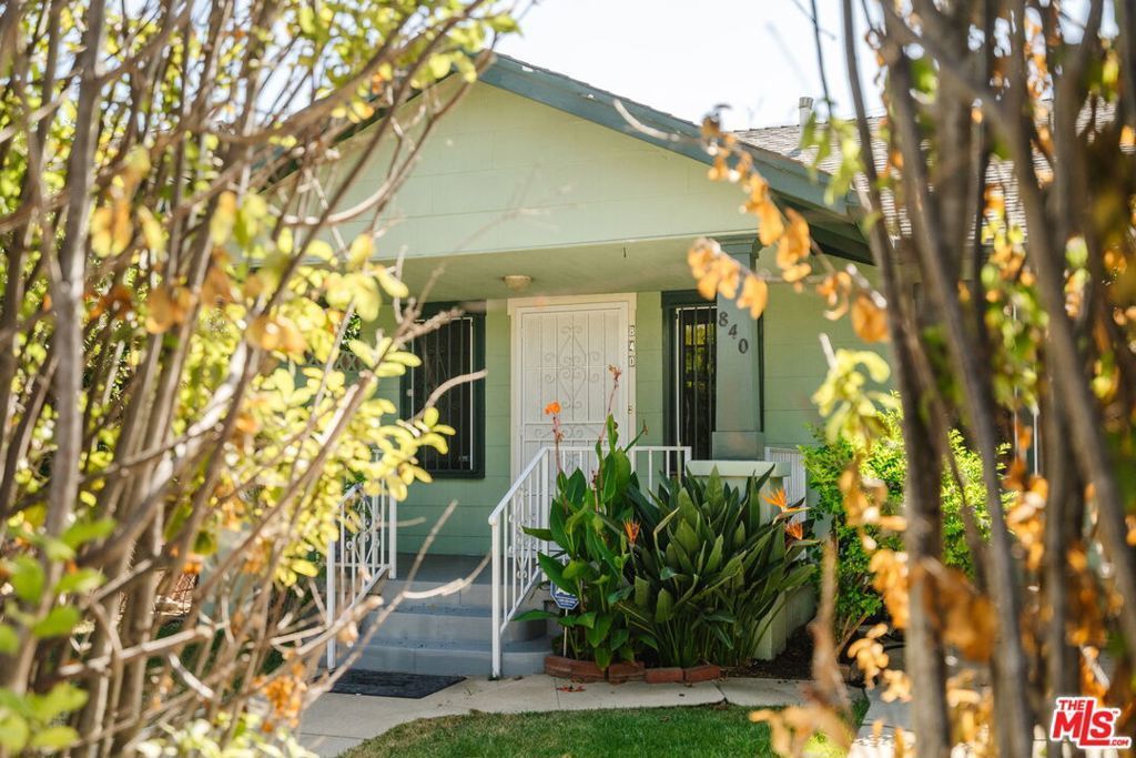840 Milwood Avenue, Los Angeles