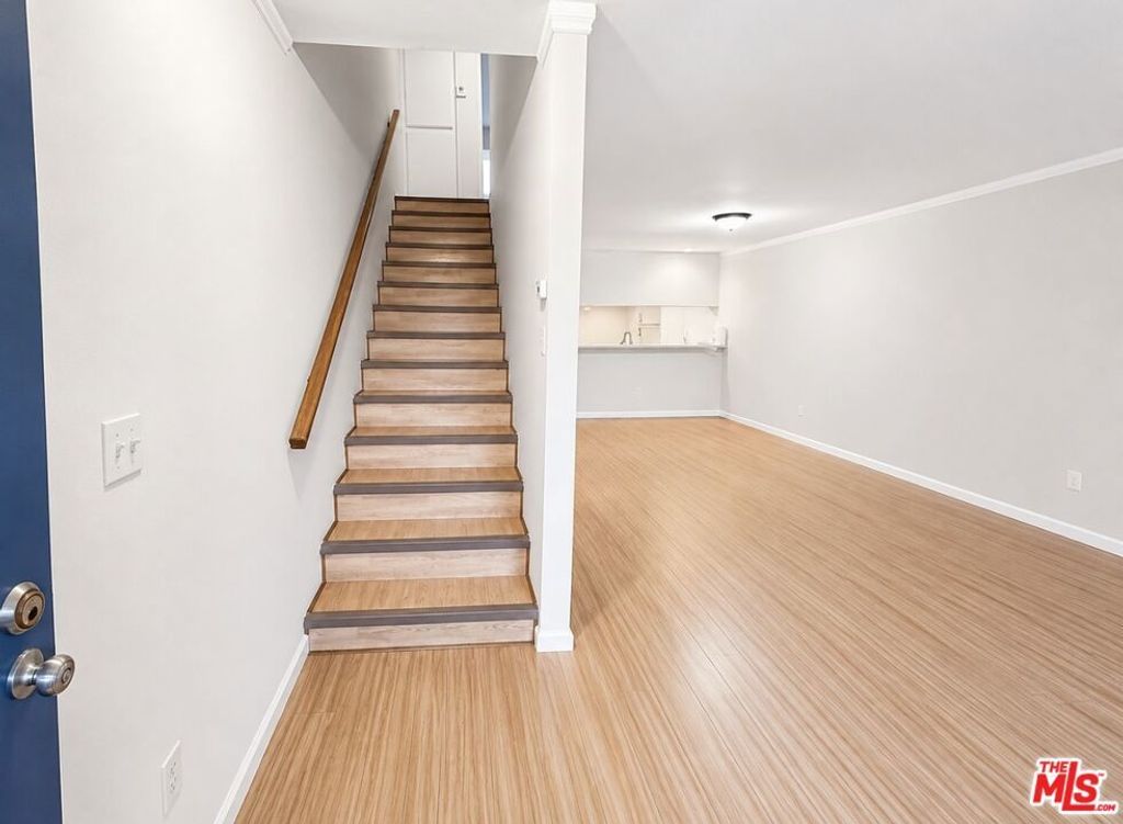 15113 Saticoy Street # 4, Van Nuys