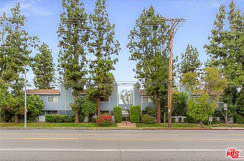 15113 Saticoy Street # 4, Van Nuys