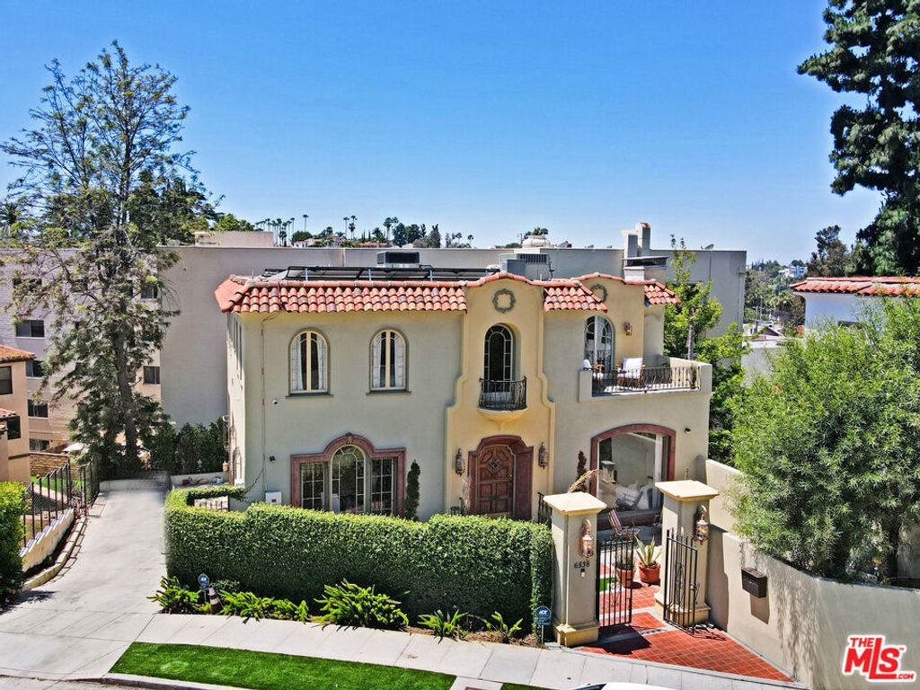 6538 Cahuenga Terrace, Los Angeles