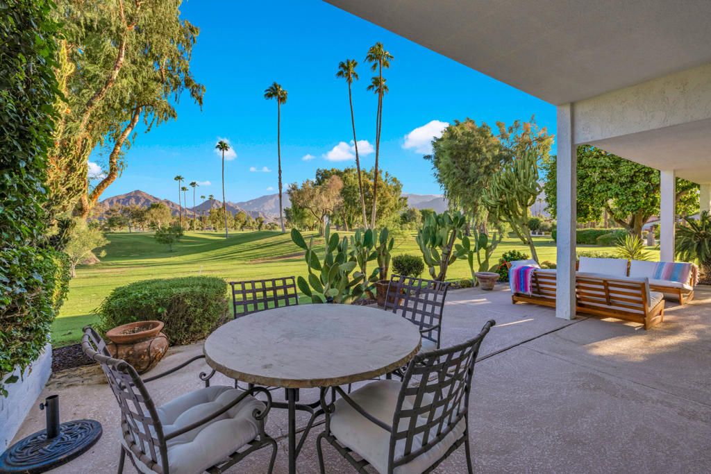 47760 Eisenhower Drive, La Quinta