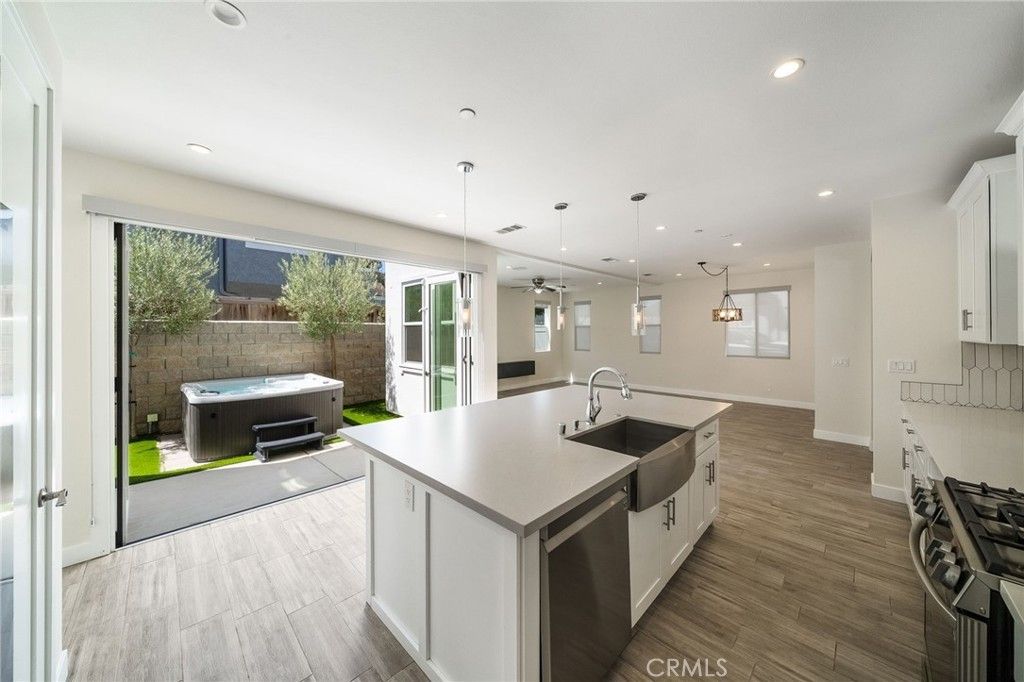 2573 Elden Ave # B, Costa Mesa