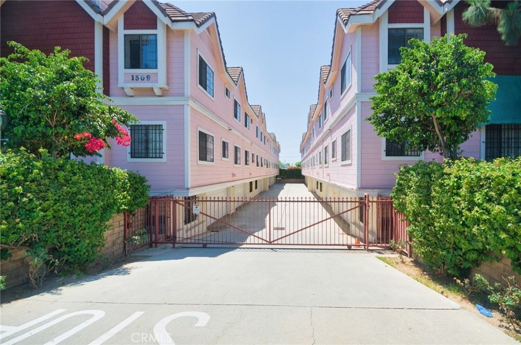 1505 S Atlantic # C, Alhambra