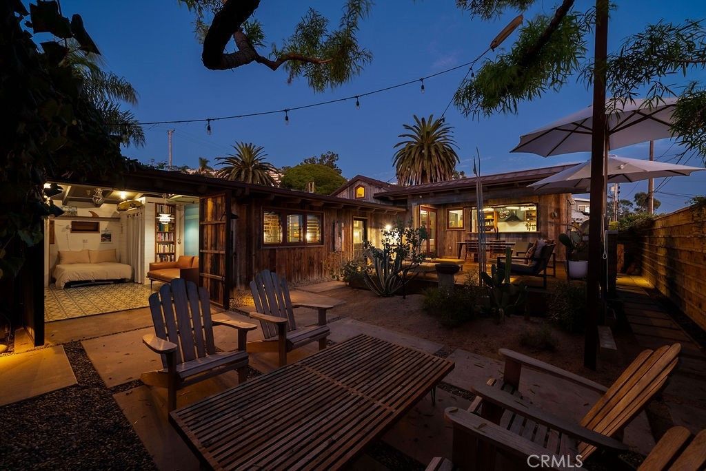 255 1/2 Center, Laguna Beach