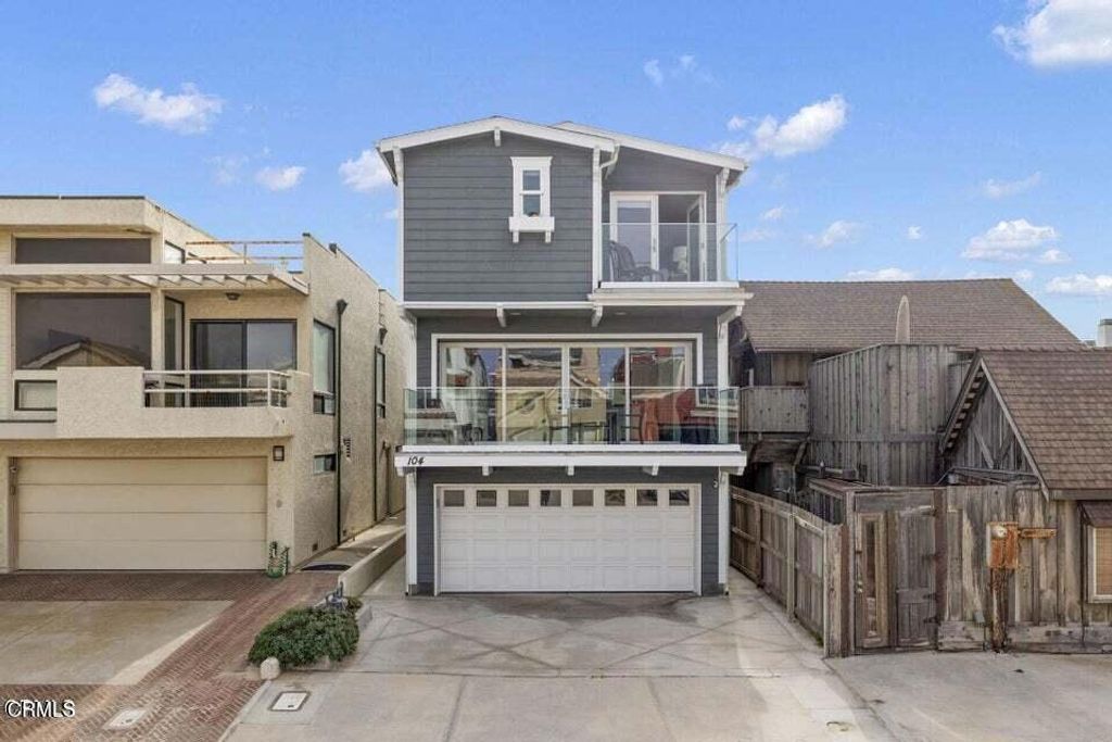 104 La Brea Street, Oxnard