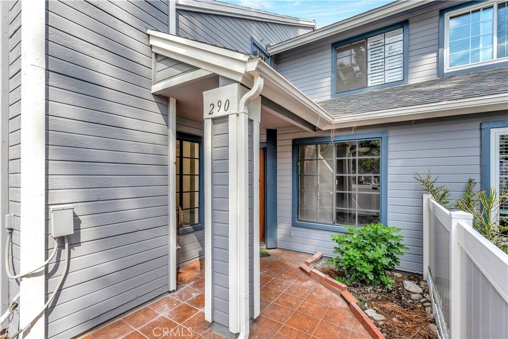 290 Spruce Court, Azusa