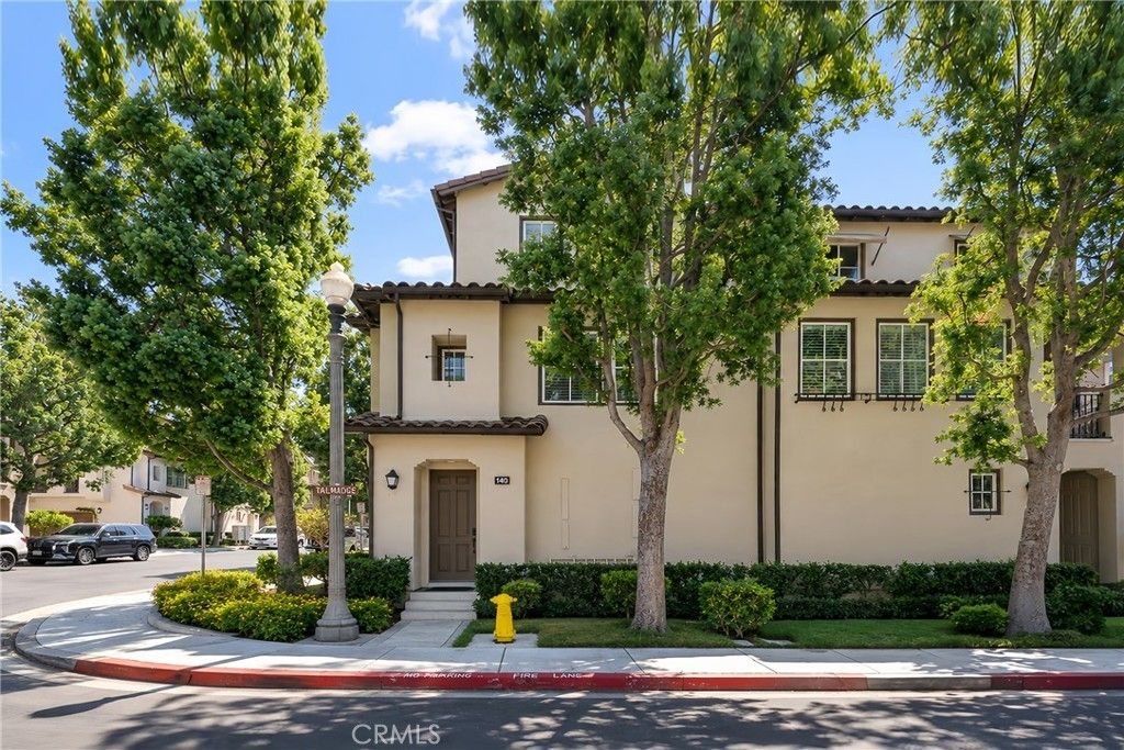 140 Talmadge, Irvine