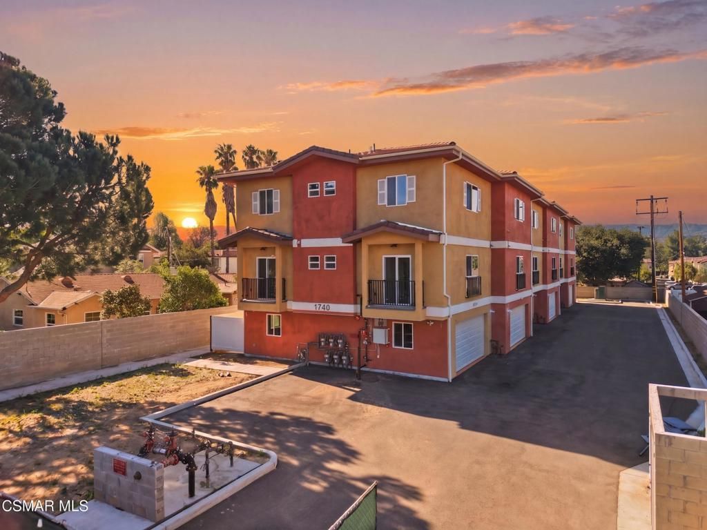 1740 Patricia Avenue # 1-6, Simi Valley