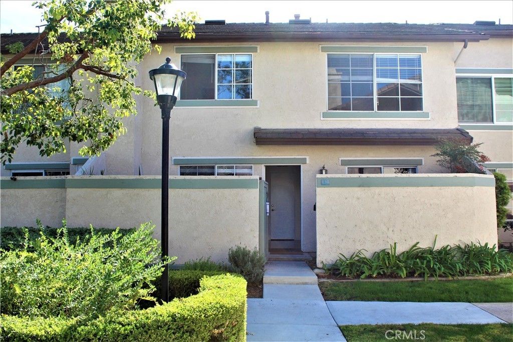 42 Columbia # 11, Irvine