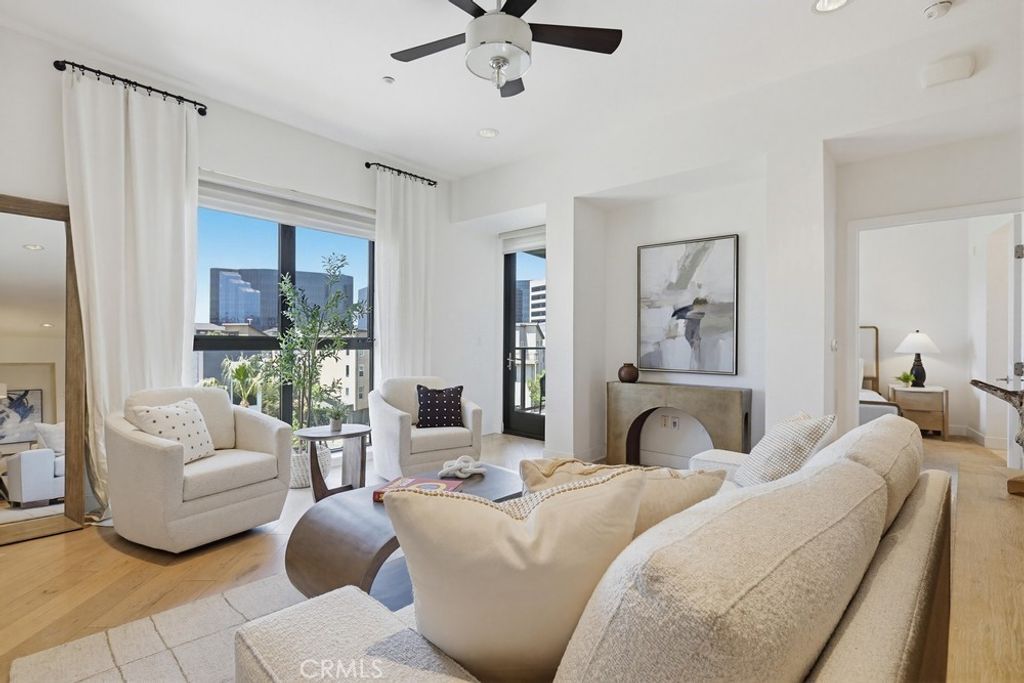402 Rockefeller # 406, Irvine