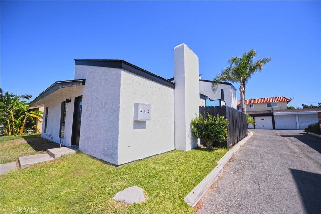 2264 Pamela Lane # C, Costa Mesa