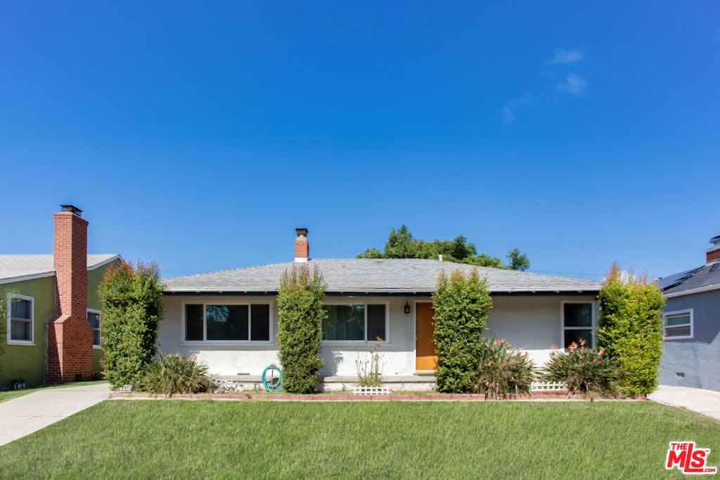 6651 W 88th Street, Los Angeles