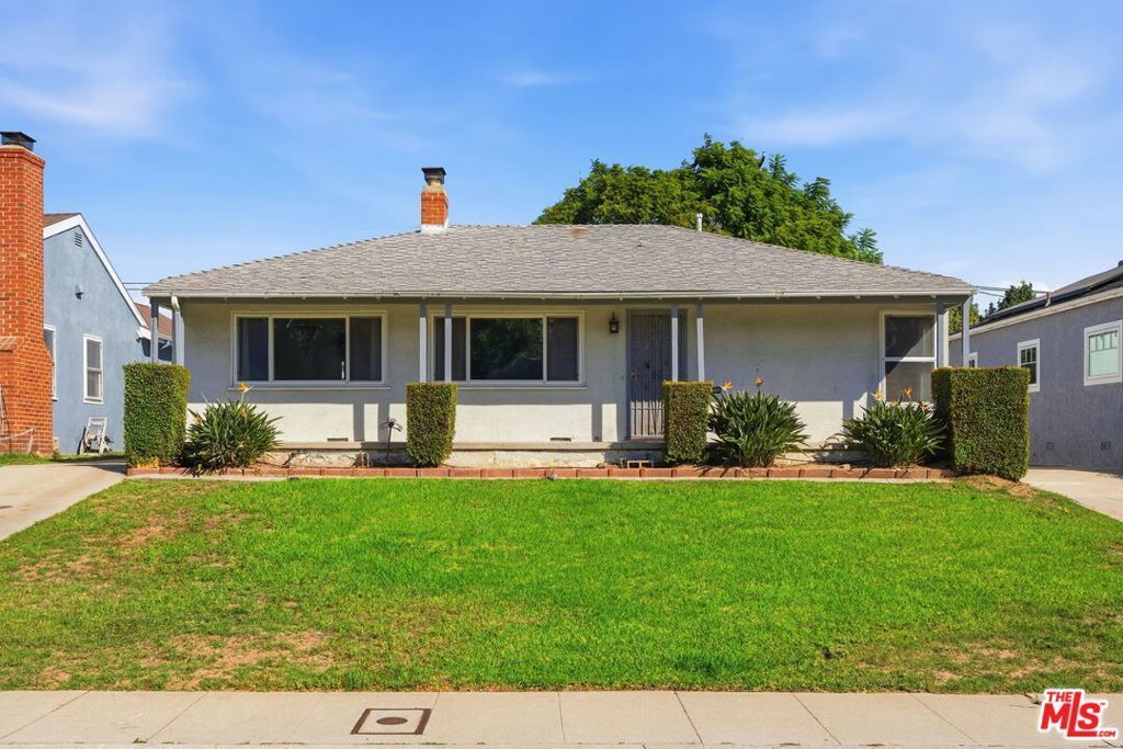 6651 W 88th Street, Los Angeles