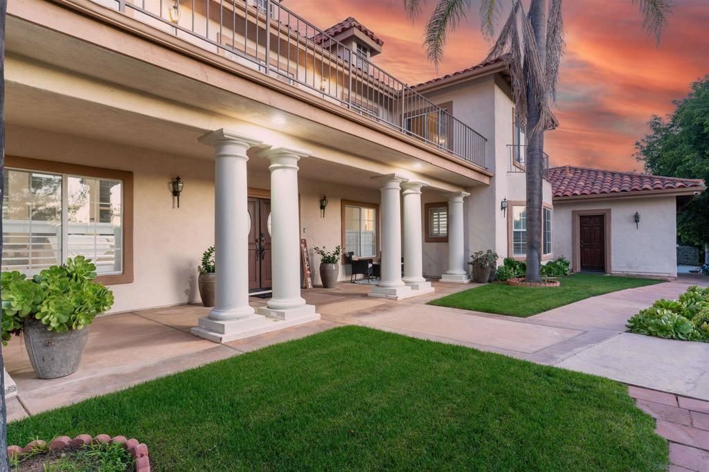1696 Gil Way, Vista