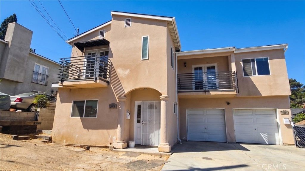 3853 Duke, Los Angeles
