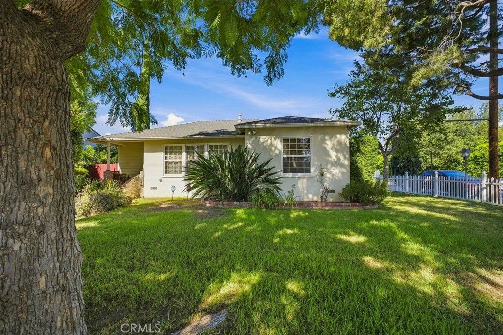 5017 Rubio Avenue, Encino