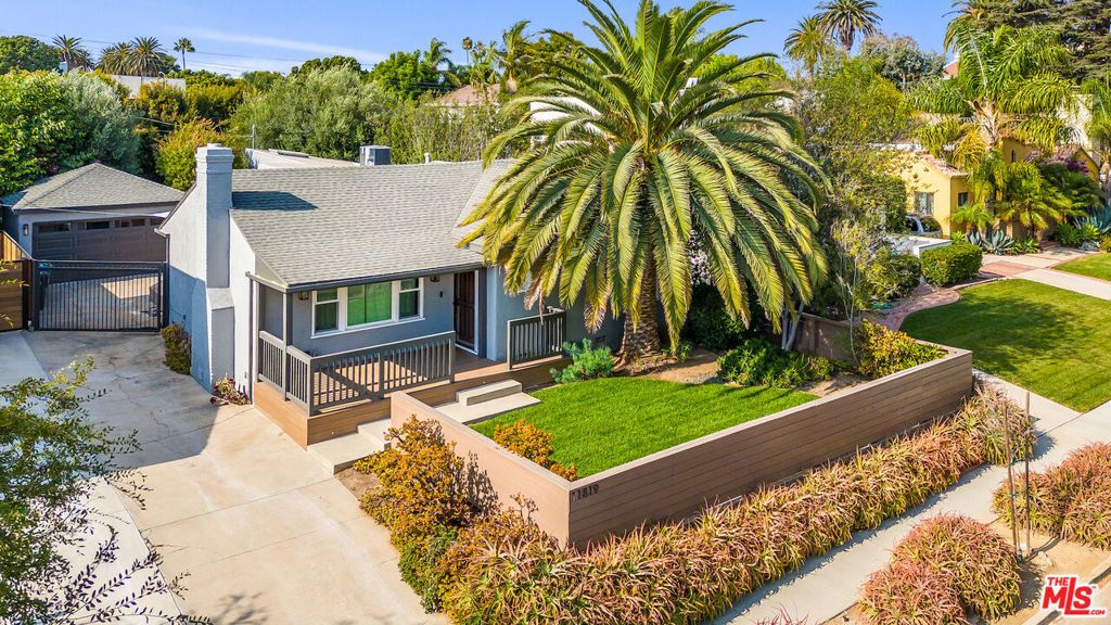 11819 Pacific Avenue, Los Angeles