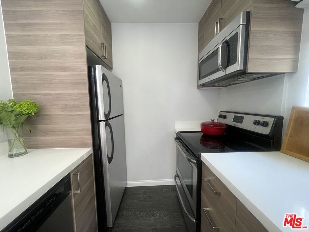 6151 Orange Street # 116, Los Angeles