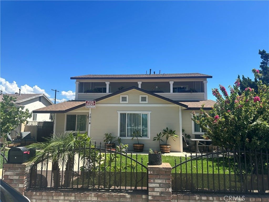 1016 N Vernon Avenue, Azusa