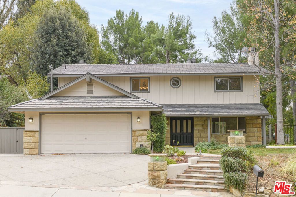 26038 Trana Circle, Calabasas