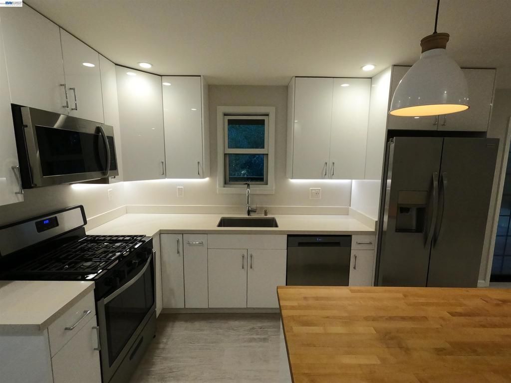 29 Bell Waver Way, Oakland