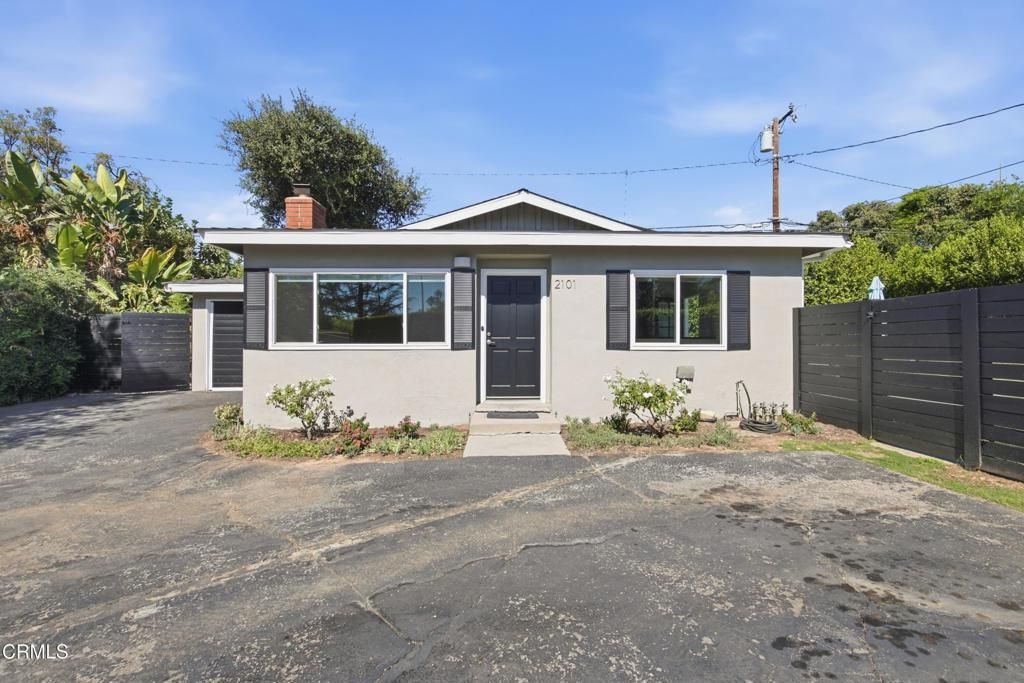 2101 Minoru Drive, Altadena