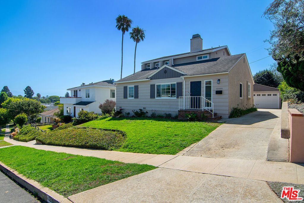 12100 Marine Street, Los Angeles