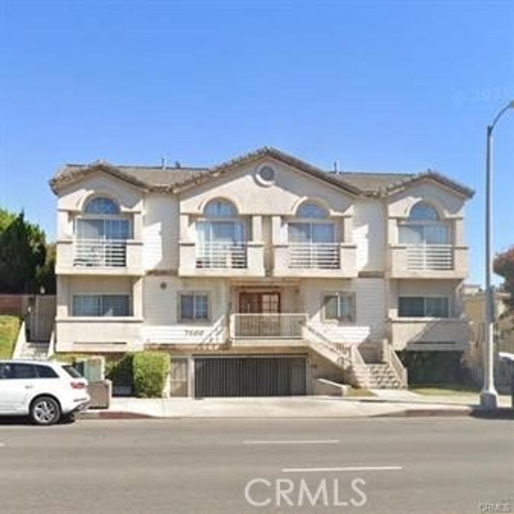 7900 Woodman Avenue # 105, Panorama City