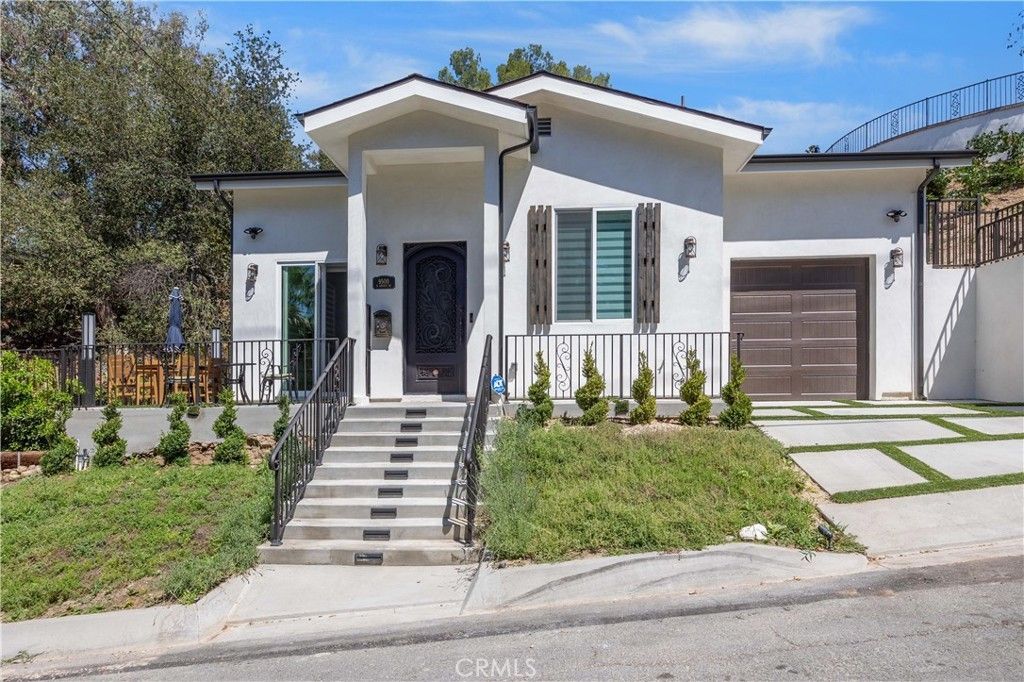 9500 Amoret Drive, Tujunga
