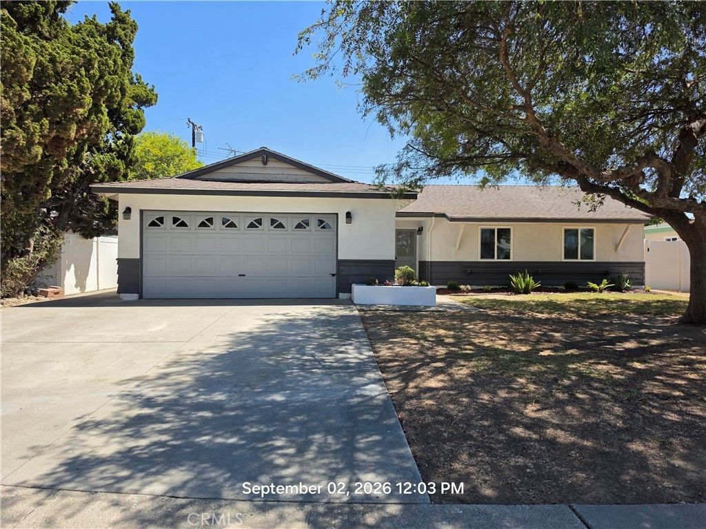 858 N Darfield, Covina