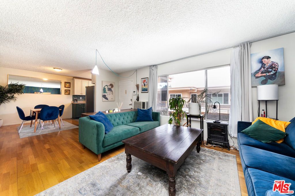5232 Corteen Place # 25, Valley Village